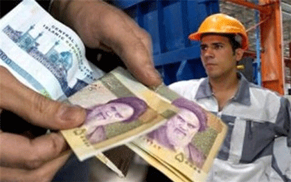 ضرورت تمرکز بر حداقل دستمزد و حمایت از کارگران و تشکل‌های کارگری