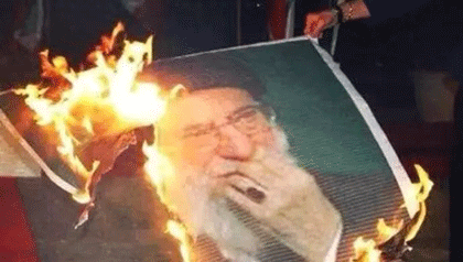 جمهوری اسلامی رفتنی است دیگر از خدای خامنه ای هم کاری ساخته نیست