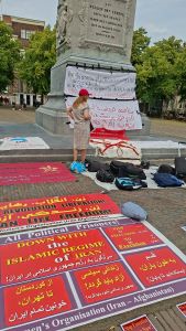 گزارشی کوتاه از اعتراض به اخراج کارگران و پناهندگان و مهاجران افغانستانی و  علیه احکام زندانیان سیاسی در شهر لاهه (دن هاخ) – هلند