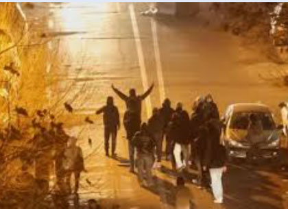 سرنگونی، نه با جنگ که با انقلاب!